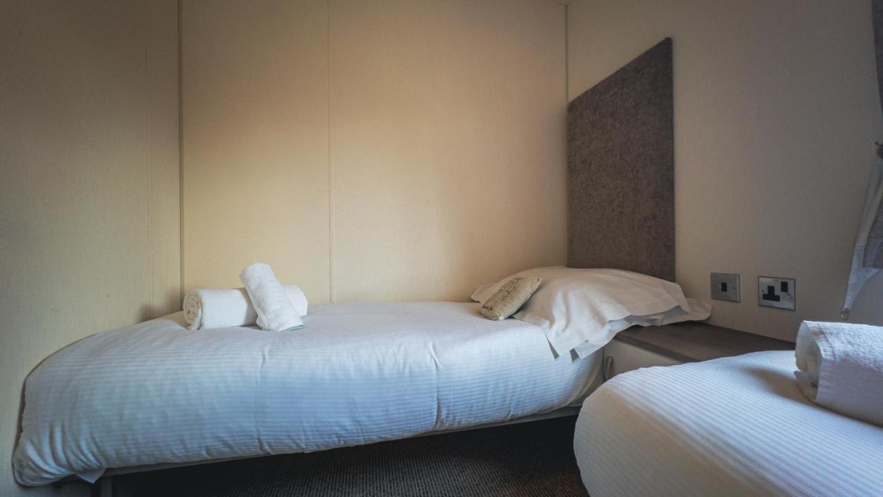 Hazel Oaks, Beautiful Lodge With Hot Tub - Sleeps 6 - Felmoor Park Морпет Екстериор снимка